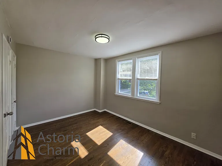 1418 N Dukeland St — Photo 17