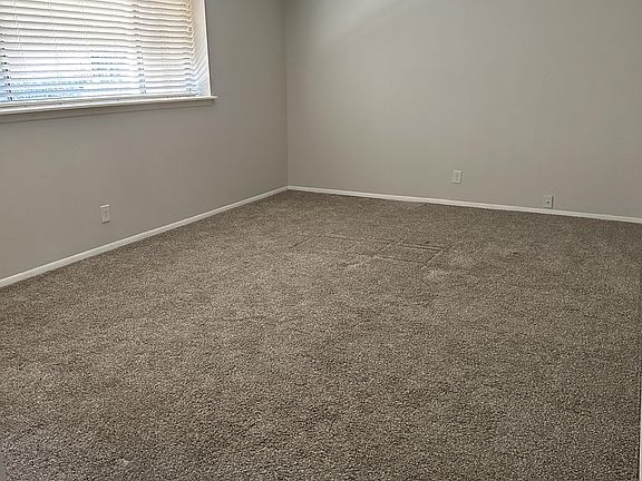 5th image of 1220 S Rockford Ave #B