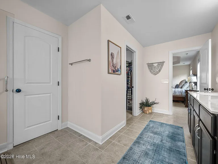 154 Cornel Ln — Photo 30