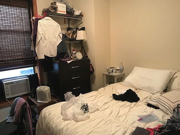4th image of 364 W 53rd St APT 3s