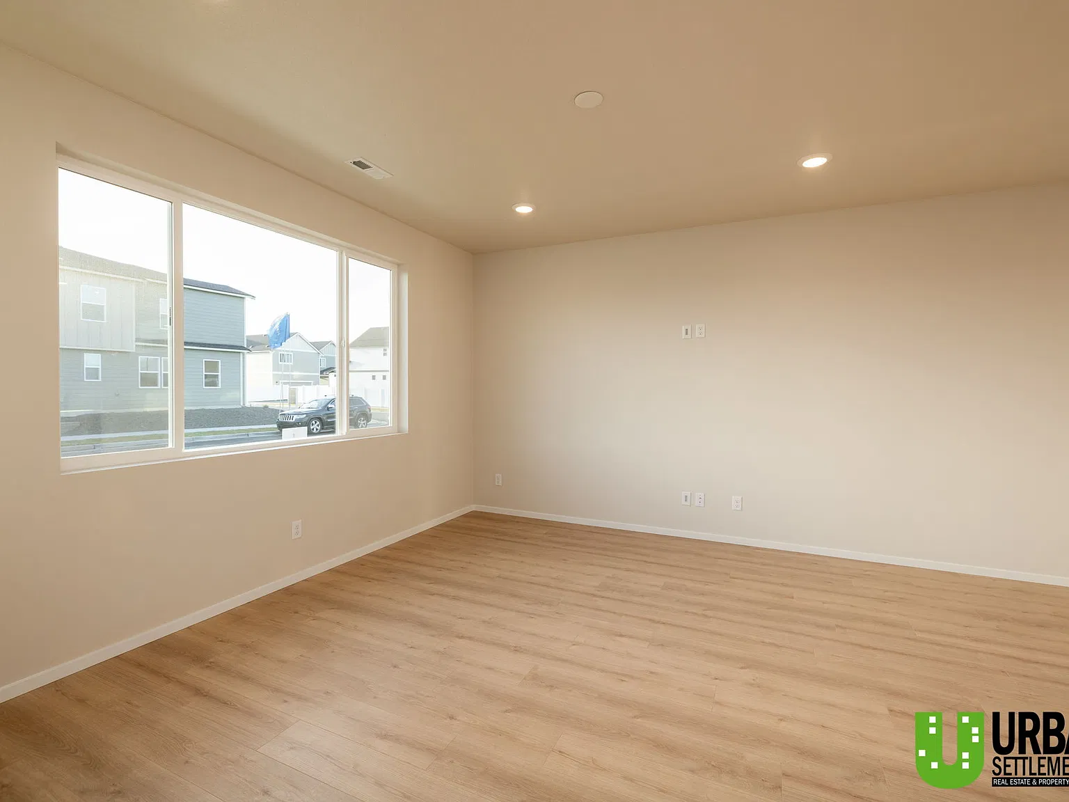3 bed, 2.5 bath, 1849 sqft, $2,515 — Photo 4