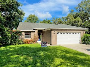 8607 Dee Cir, Riverview, FL 33569
