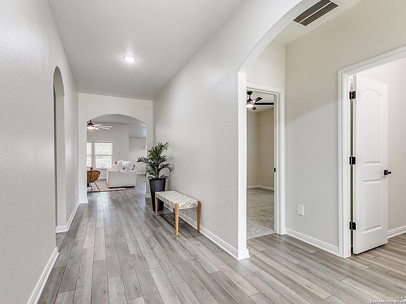 3rd image of 8015 Bluewater Cove