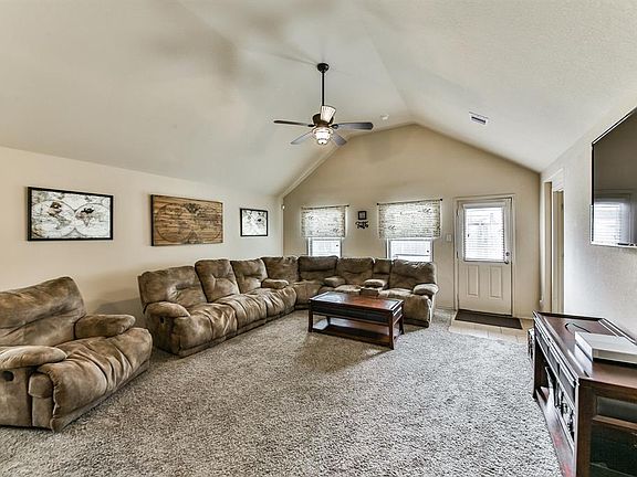 5th image of 19102 Shire Horse Blvd