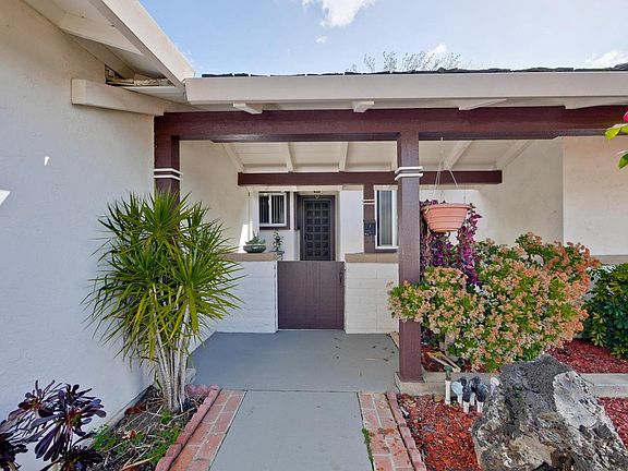 3rd image of 6142 Del Canto Dr