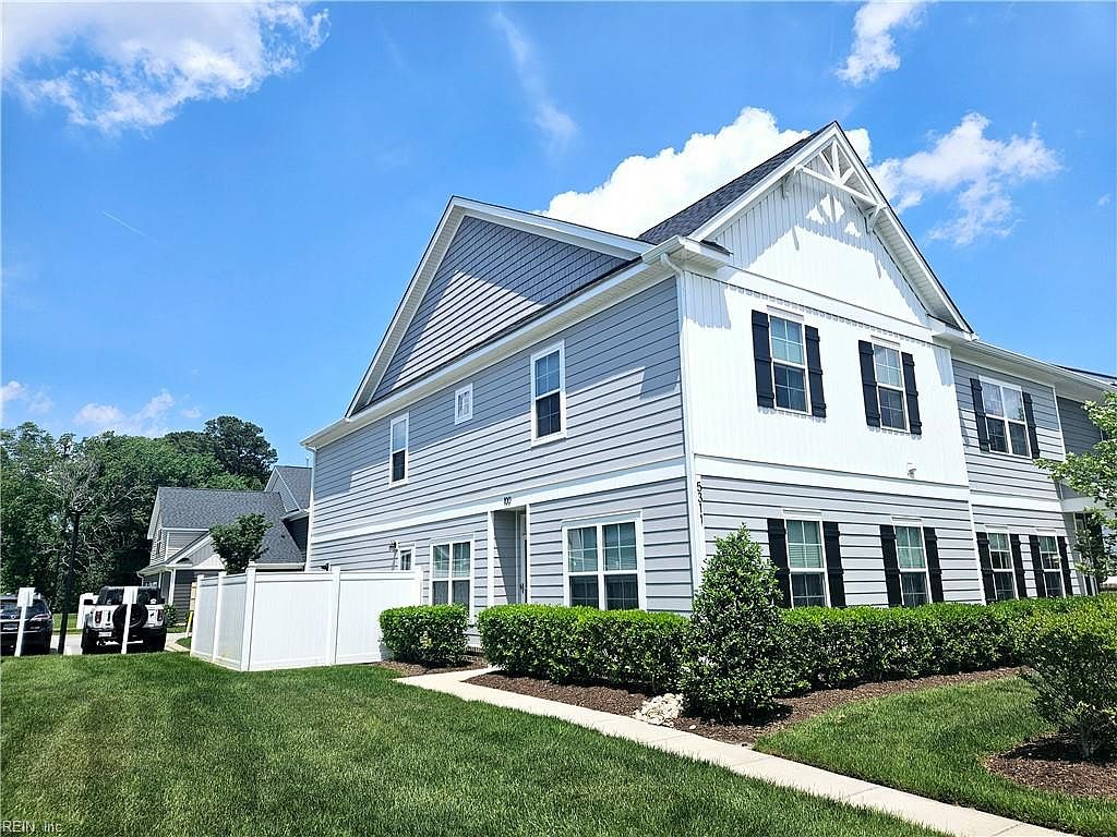 5311 Sports Club Run UNIT 100