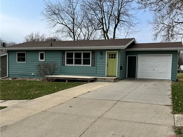 405 Hazel St, Pella, IA 50219