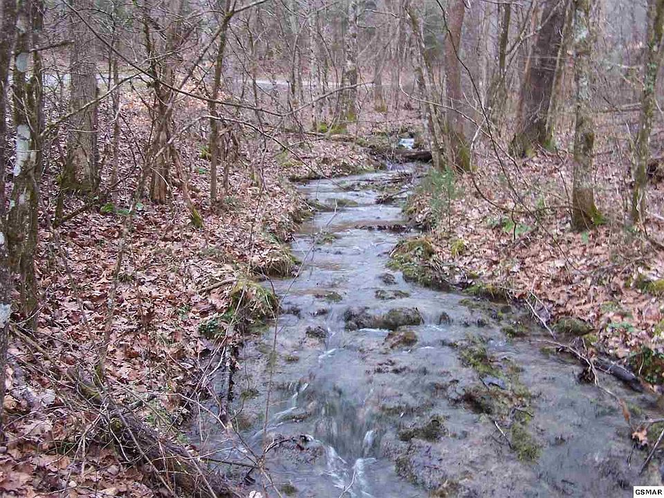 1st image of 2606 Ponderosa Rd