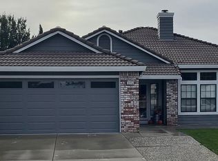 375 Adobe Ln, Tracy, CA 95376
