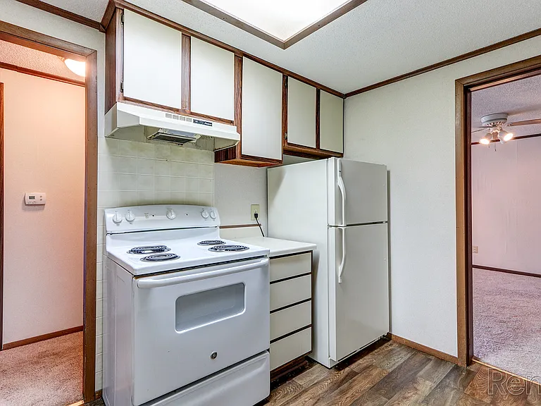 Newberry Woods Apartments — Photo 6