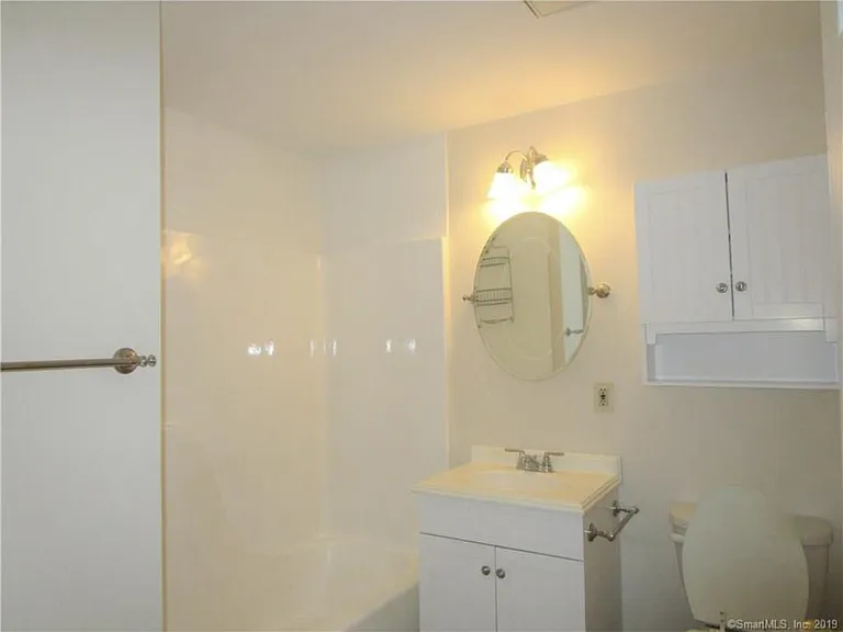 14 Newtown Rd #B12 — Photo 2