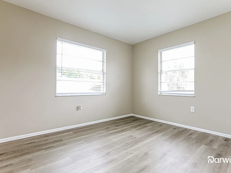 7307 Uranus Dr — Photo 14