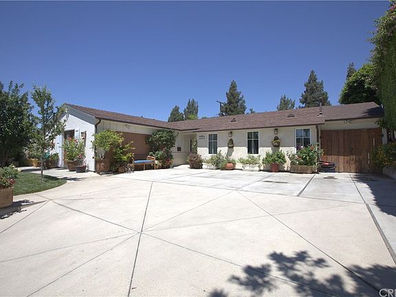 5th image of 12175 Claretta St