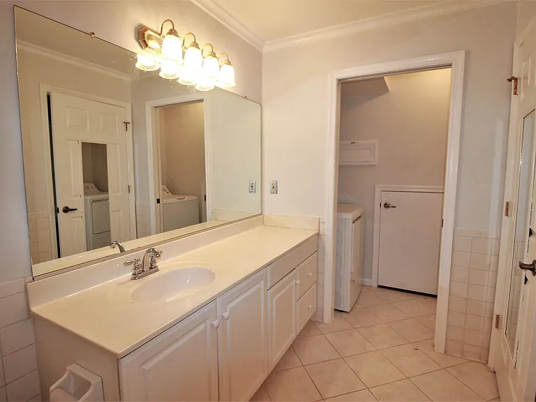 1006 Island Quay — Photo 13