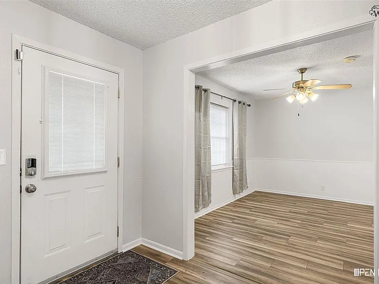 3006 Barrywood Dr — Photo 4