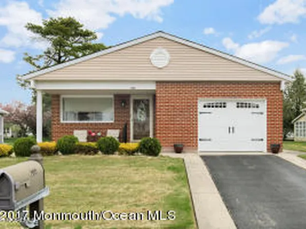 236 Cabrillo Boulevard, Toms River, NJ 08757