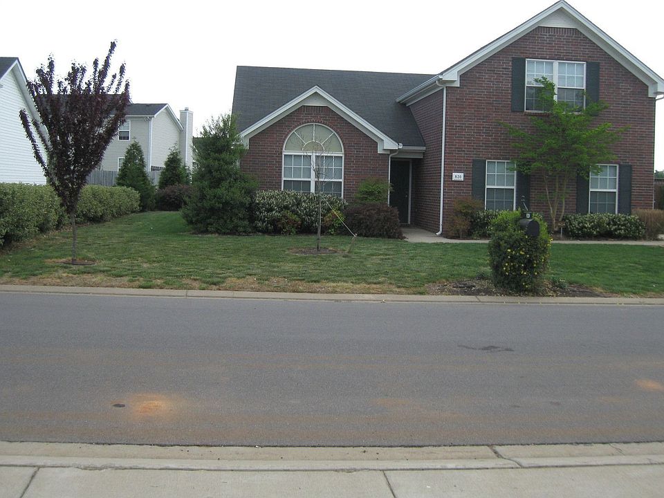 820 Blackfoot Trail West