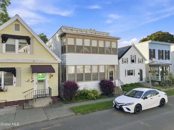 479 8th Avenue, Troy, NY 12182