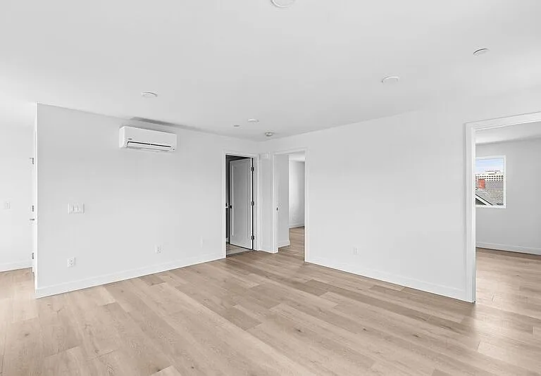 1259 Lincoln Ave #301 — Photo 11