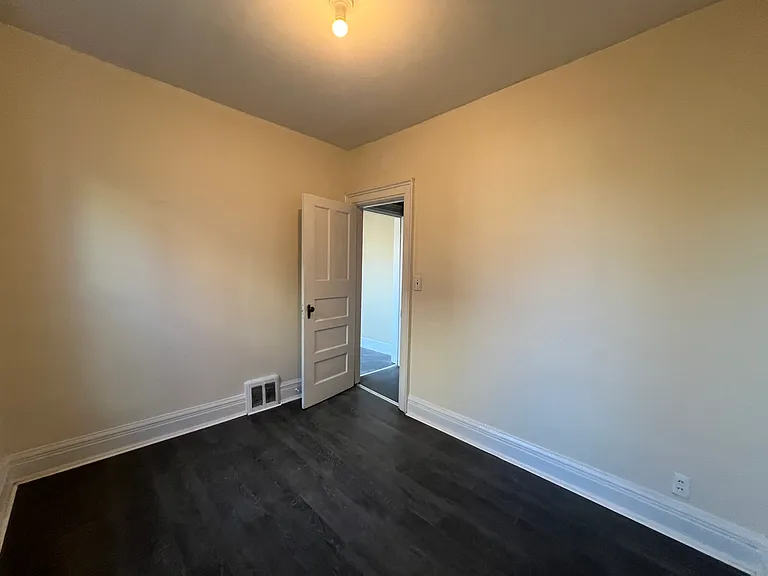 43 Norwood Ave #5 — Photo 8