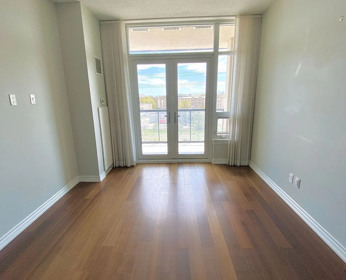 1 bed, $2,500 — Photo 3