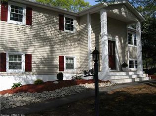 247 Gales Ferry Rd, Groton, CT 06340