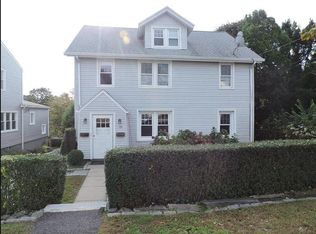 10 Highland Rd #1, Greenwich, CT 06830