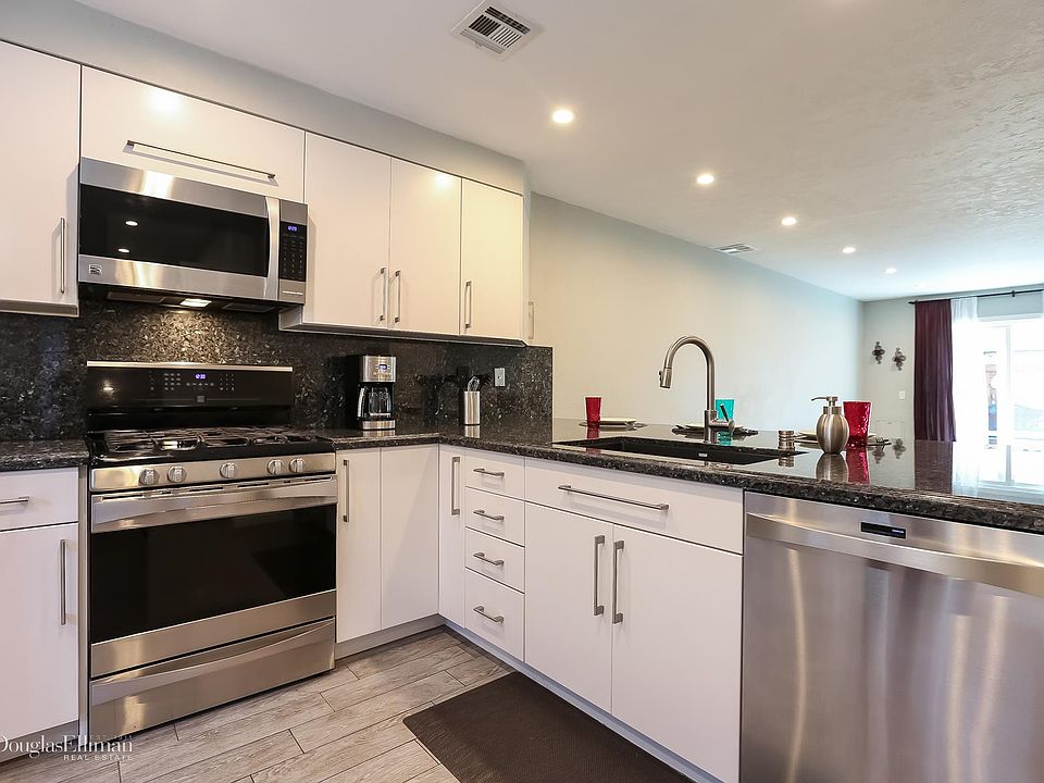 1st image of 2022 Delaware Ave APT 6