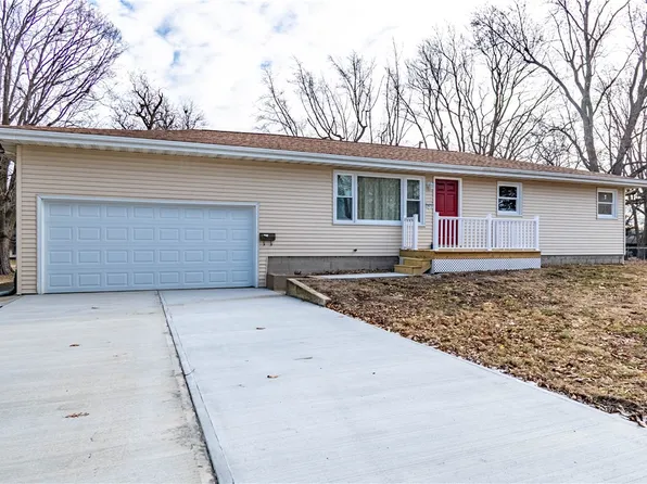 2972 Kingsley Dr, Decatur, IL 62521