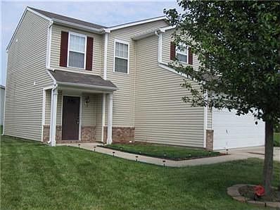 2nd image of 2115 Southernwood Ln