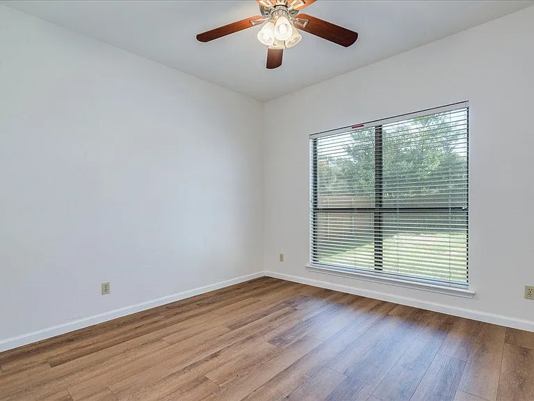 5305 Dry Wells Rd — Photo 23