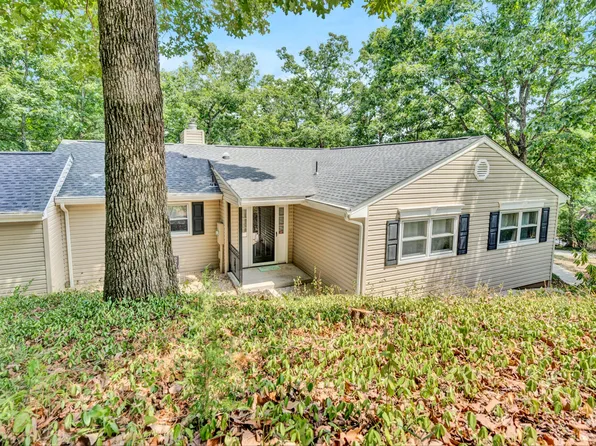 6652 Circleview Dr, Roanoke, VA 24014