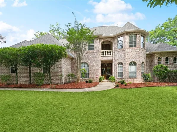 1045 Whitetail Dr, Mandeville, LA 70448