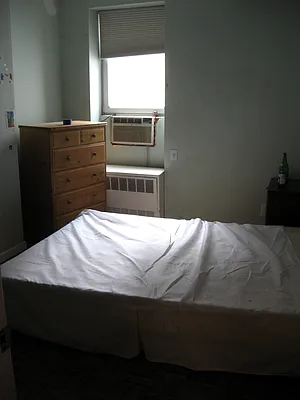 Rented by Urban Real Estate Property Group Inc | media 28