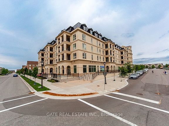 4th image of 101 Cathedral High St #Penthouse 3