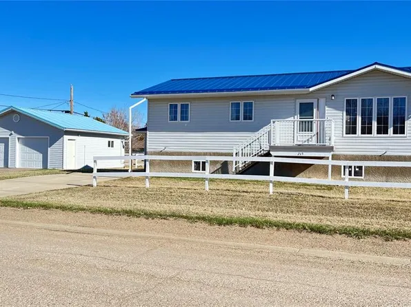 215 Lonsdale STREET, Maple Creek, SK S0N 1N0