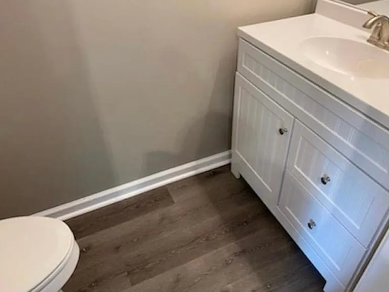 2395 Avery Ave — Photo 8