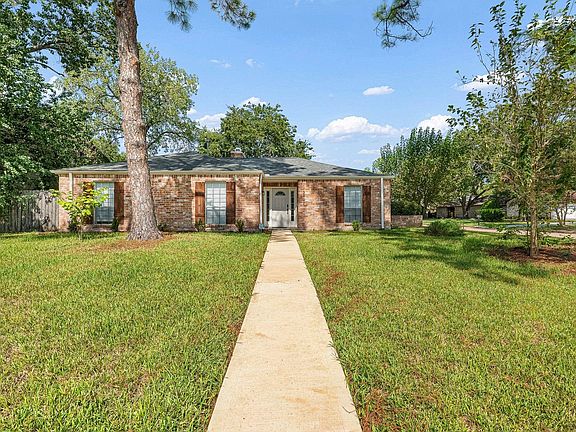 5th image of 13902 Wickersham Ln