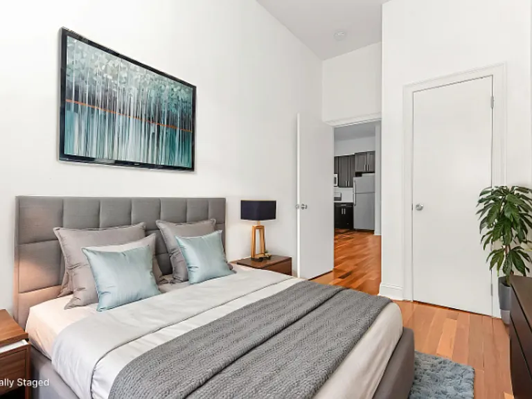 321 Weirfield St #3 — Photo 4
