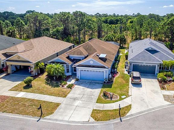 2nd image of 1439 Dixie Ln