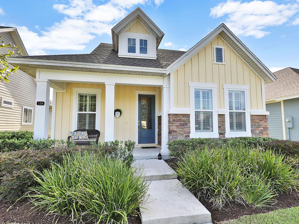 1st image of 139 Southern Oak Dr