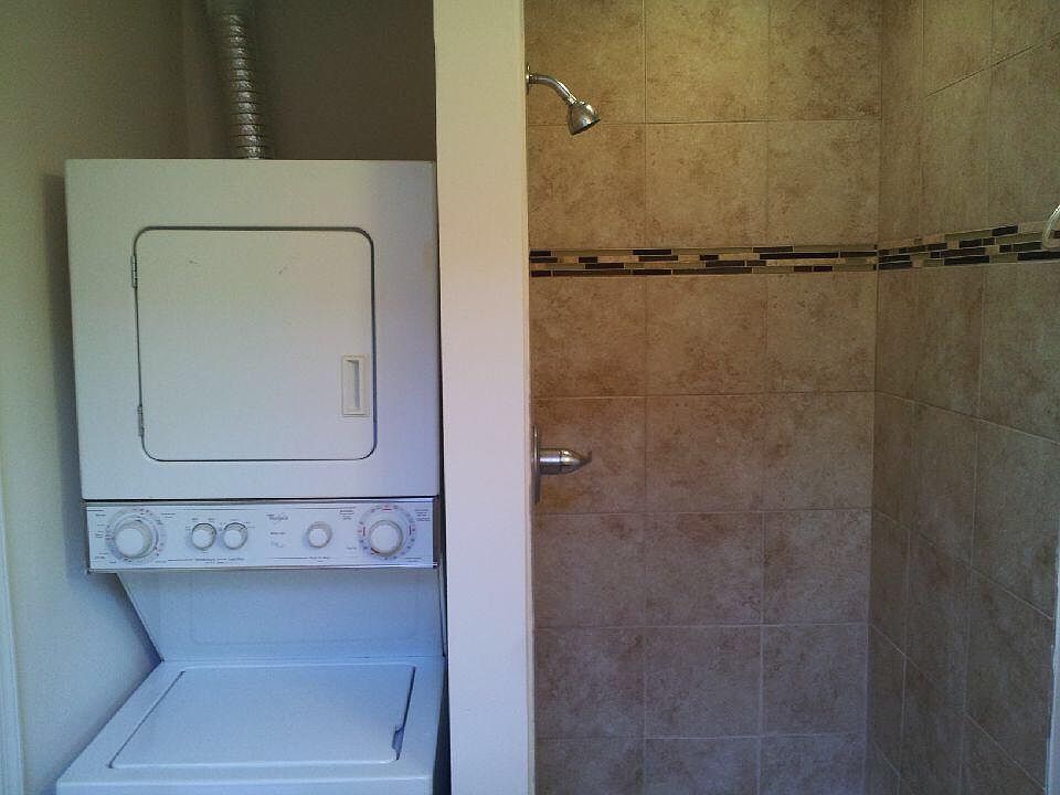 2nd image of 3901 Ridge Ave APT D