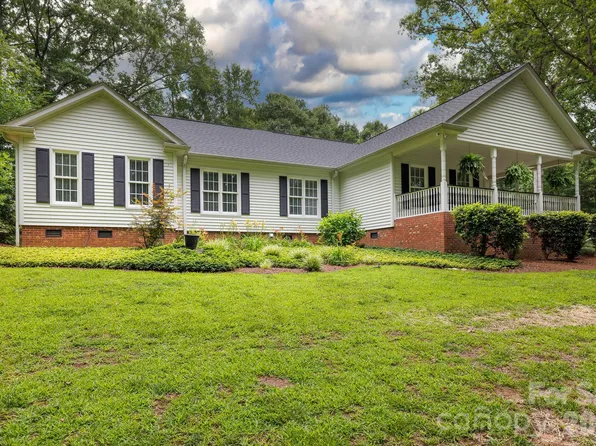 3540 Harmony Rd, Catawba, SC 29704