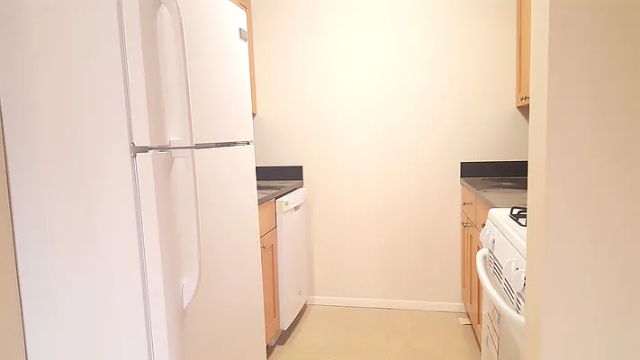 Rented by Manhattan Spaces | media 15