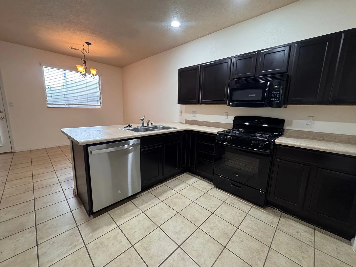 Gated community home. — Photo 4