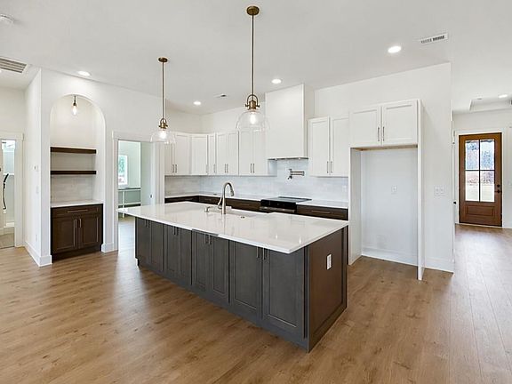 3rd image of 239 Artisan Dr #4