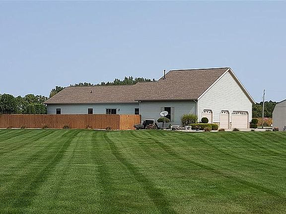 2nd image of 59049 County Road 11
