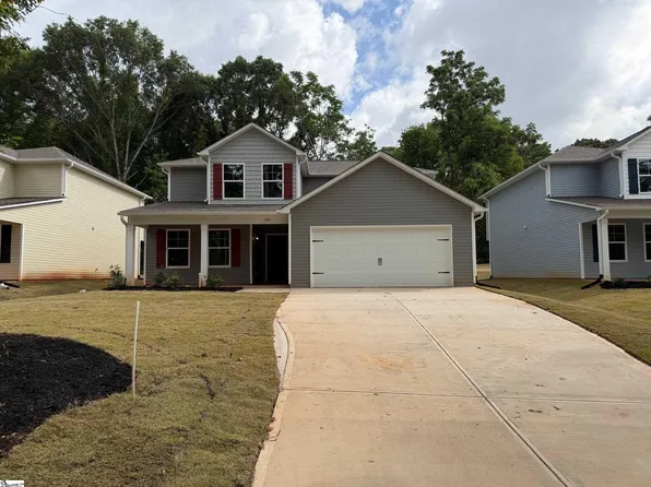100 Huff Dr, Greenville, SC 29611