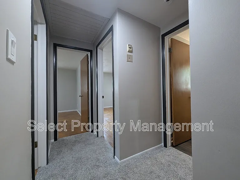 4920 Desoto Dr — Photo 24