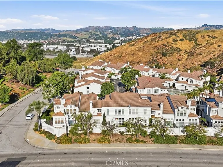 356 Carrione Ct — Photo 11